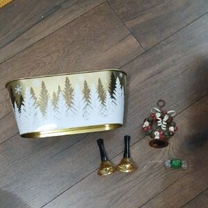 ♡Christmas Tin Lot Wreath Picture Holder♡